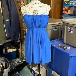 Lovposh Apricot lane periwinkle dress size medium